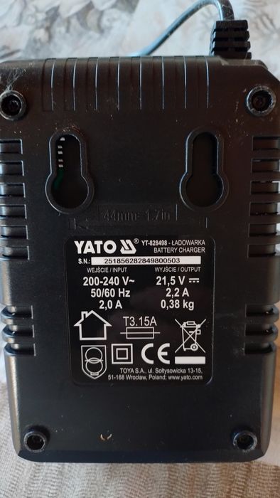 Statie încărcare Yato