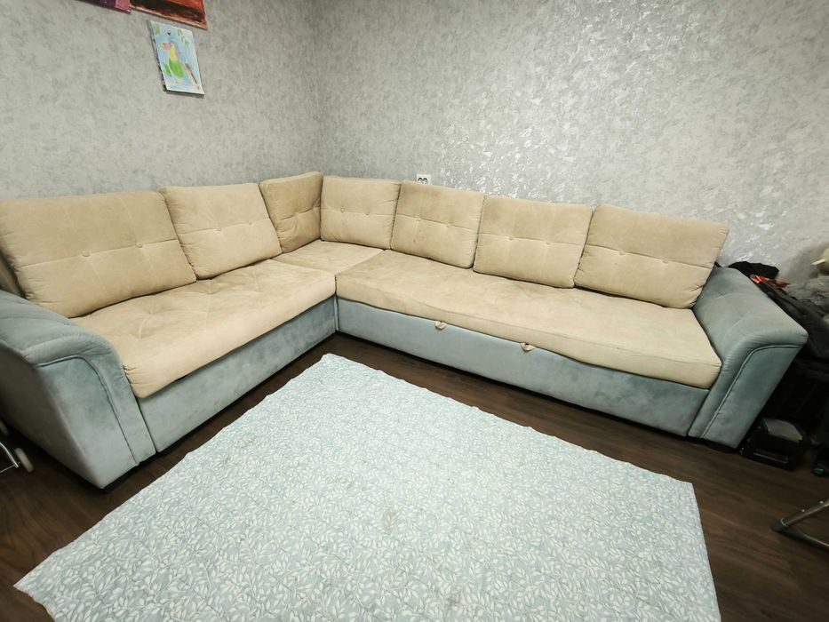 Б/ у диван угловой , раскладной с сундуком
