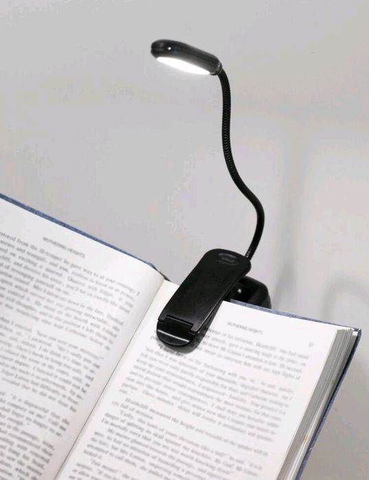 Лампа за четене с щипка