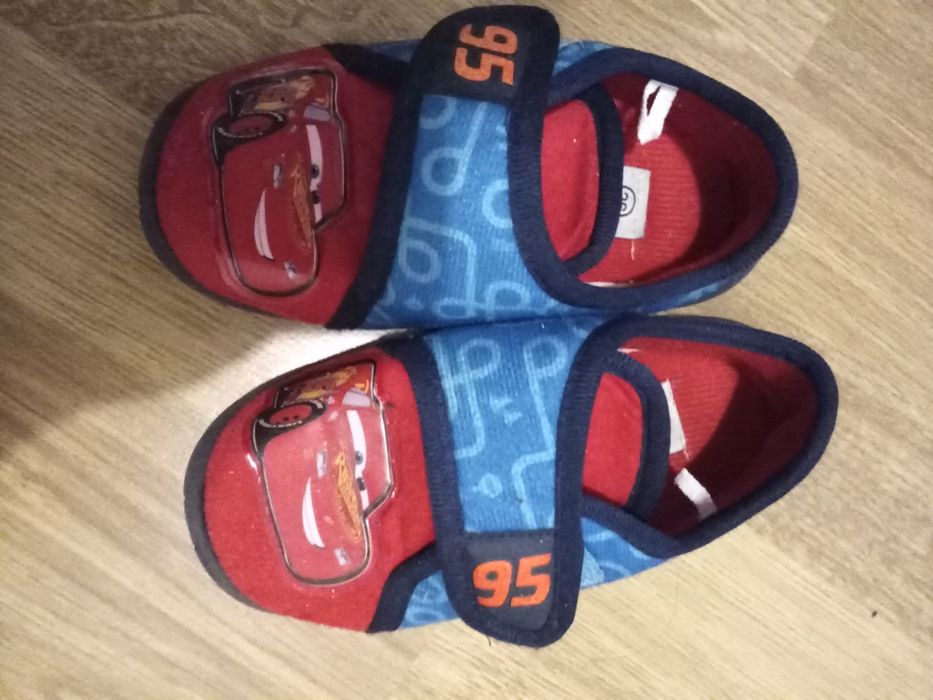 Lot marimea 25-26, int 16 cm. Pret 70 lei
