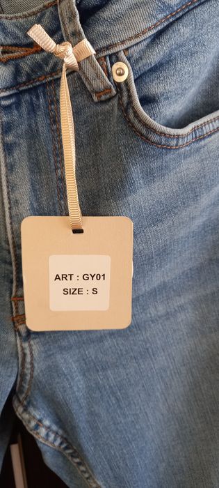 Blugi Dama cu etichetă