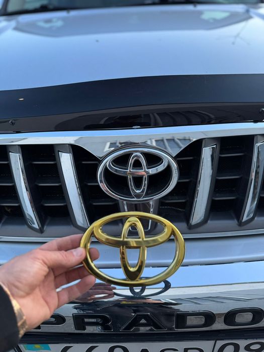 Значок в решетку радиатора Toyota Prado 120 lexus GX 470