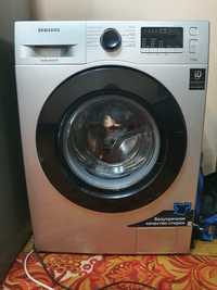 Продаёться стиральная  машинка автомат самсунг  7 кг