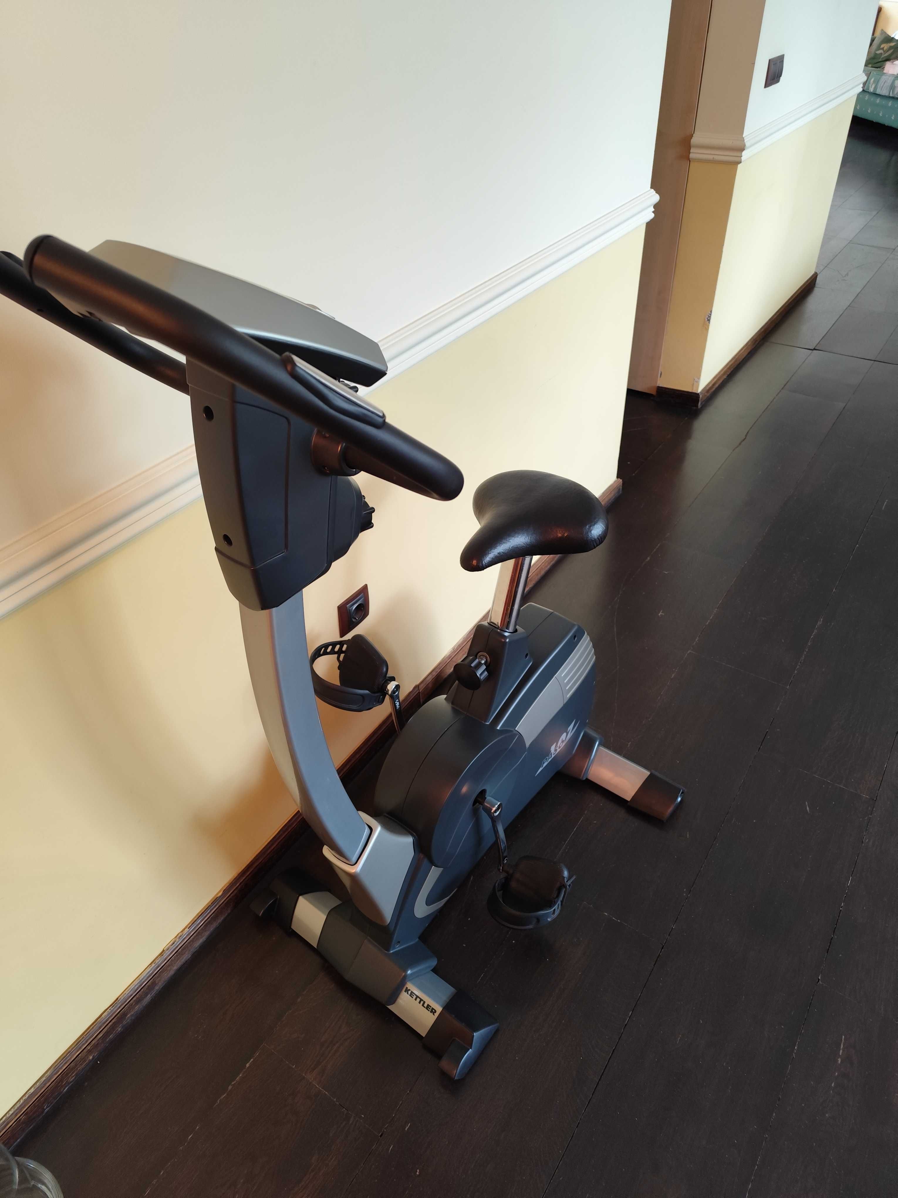 Продавам велоергометър Kettler Paso 107