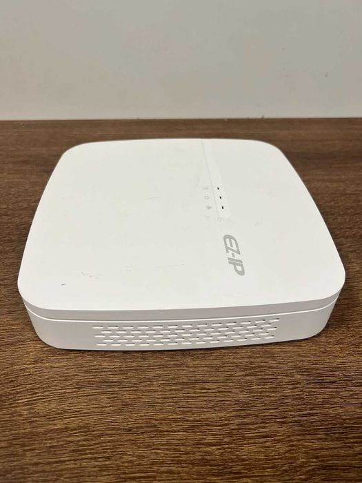 4-канален IP PoE NVR Рекордер с 4 PoE порта Dahua EZ-IP NVR1B04-4P