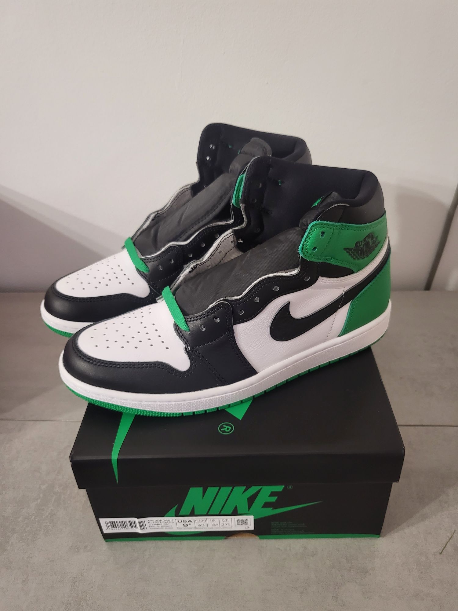 Jordan 1 Retro High OG Lucky Green