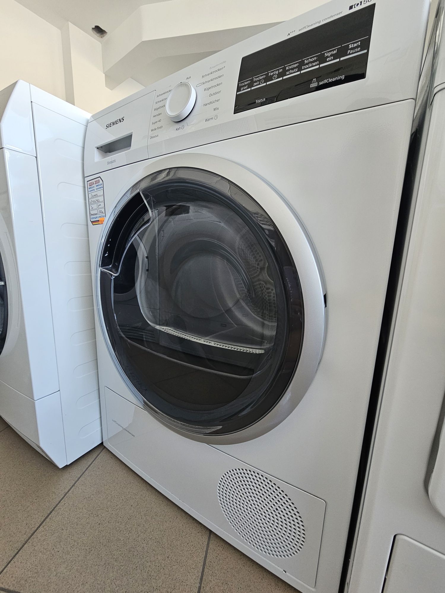 Сушилня с термопомпа SIEMENS iQ500