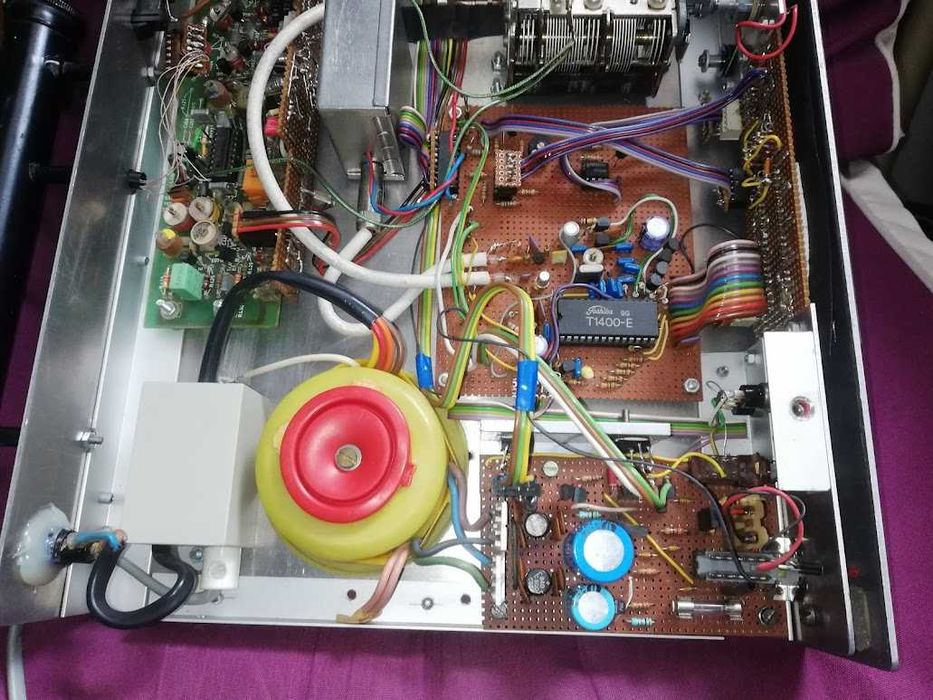 Vand radio,tuner,aparat de radio construit hand made