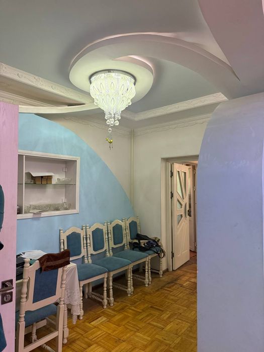 Квартира на Дархан Спец план 4/2/4 общ пл 155м с обстановкой