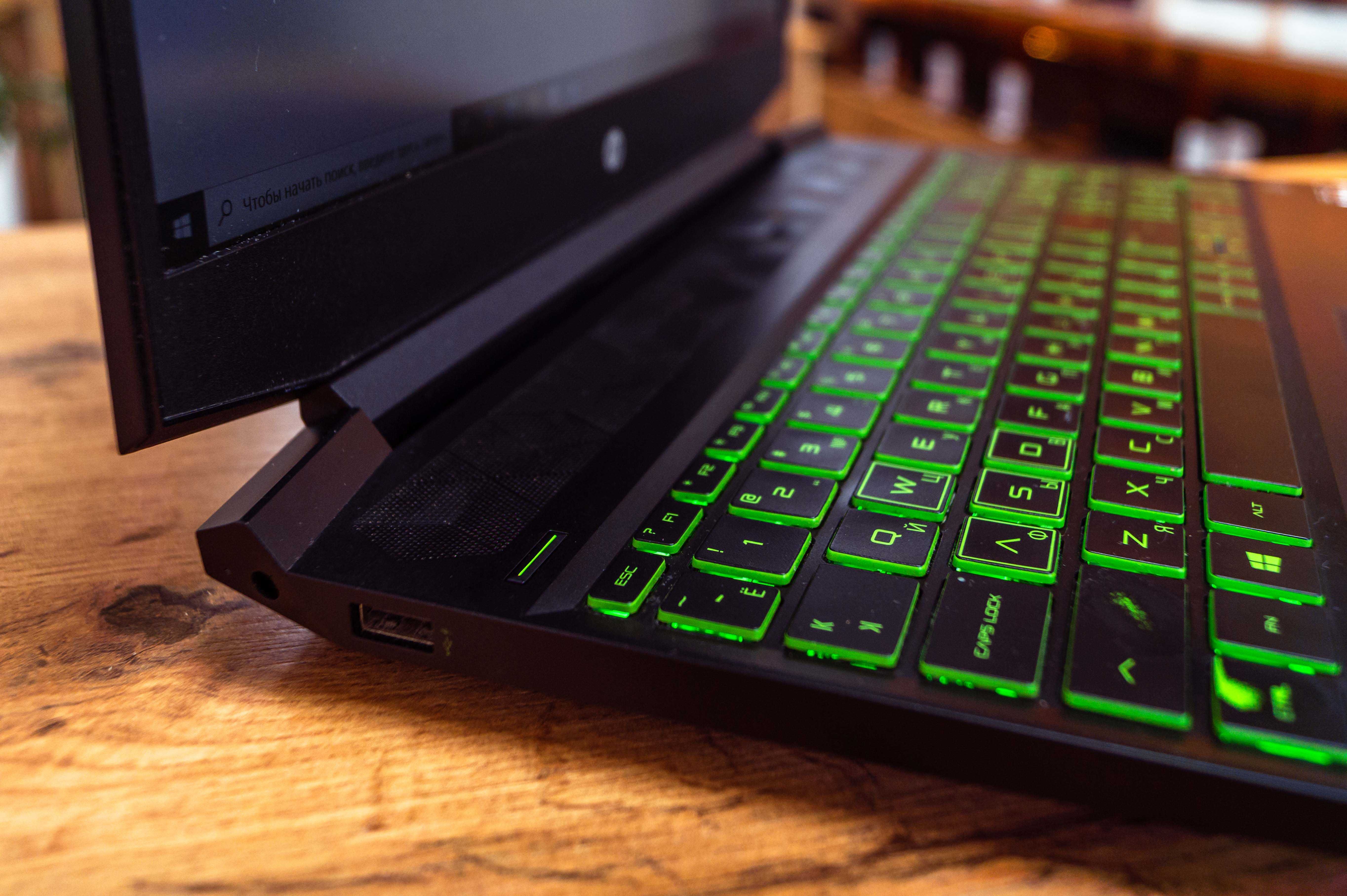 HP Pavilion Gaming 15|Ryzen 5 3550H|GTX 1650|SSD 256|HDD 1TB|Red Geek