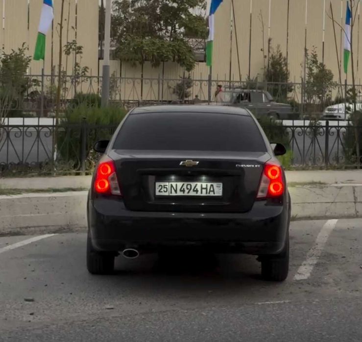 Lasetti jentra qilingan