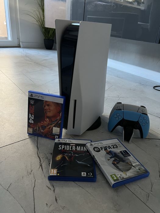 Playstation 5 КОМПЛЕКТ! МНОГО игри!