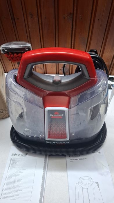 Перящата прахосмукачка Bissell spot clean Proheat 1.4л,330w