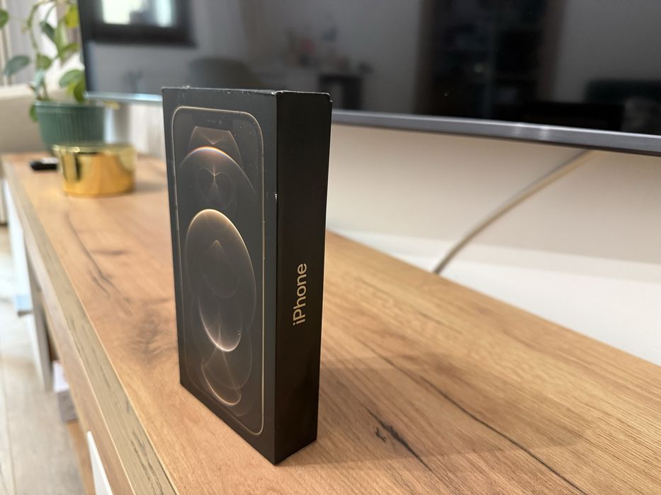 Cutie iphone 12 pro max