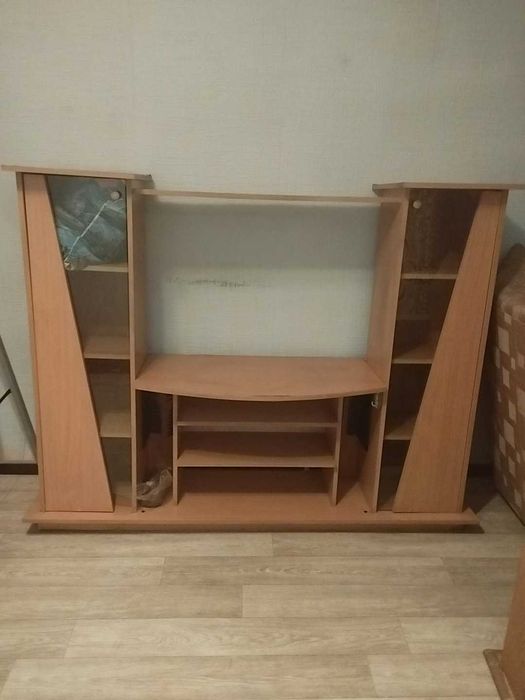 Продам горку в зал или гостинной