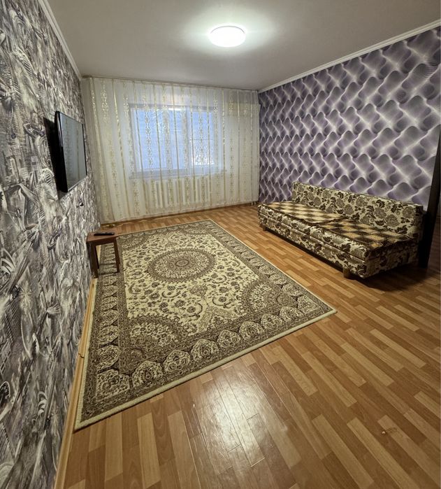 Сдам 2 х комн квартиру в 10 мкр со всеми условиями для проживания