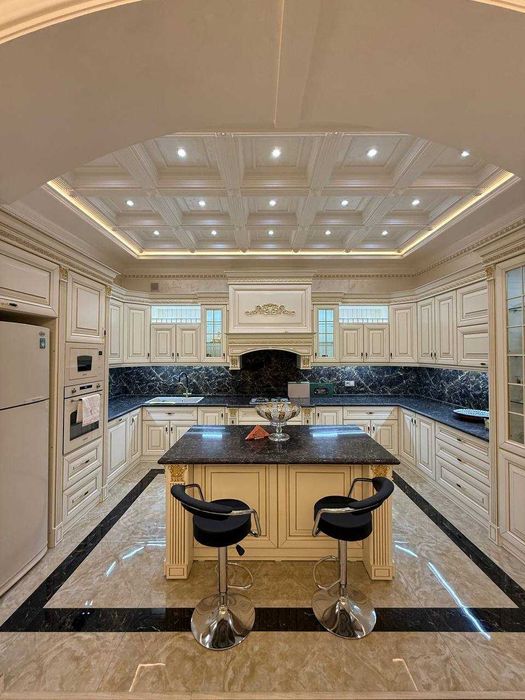 Продаётся Дом 8 соток 8 комнат 600 м² Бассейн Хаммам