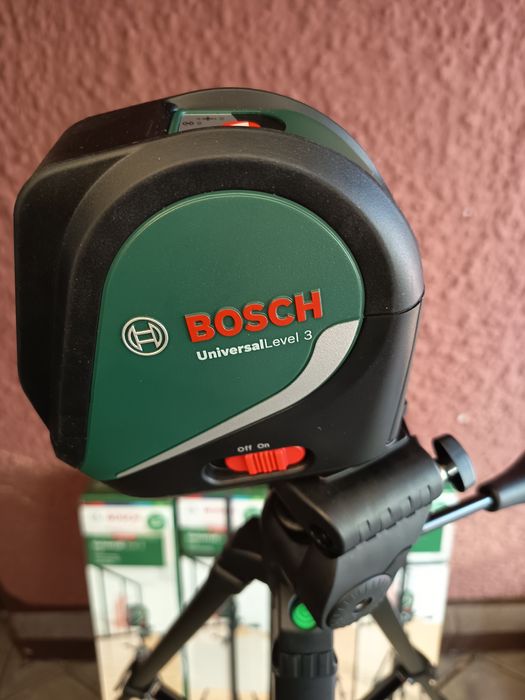 Vând lasere Bosch.Cu trepied.