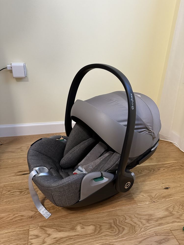 Продавам детско столче за кола Cybex CLOUD Z2+ летен калъф