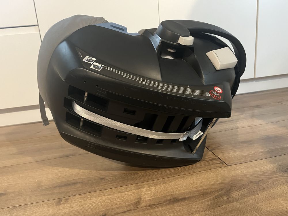 Столче за бебе Cybex Gold Aton 5 + база за автомобил + адаптери