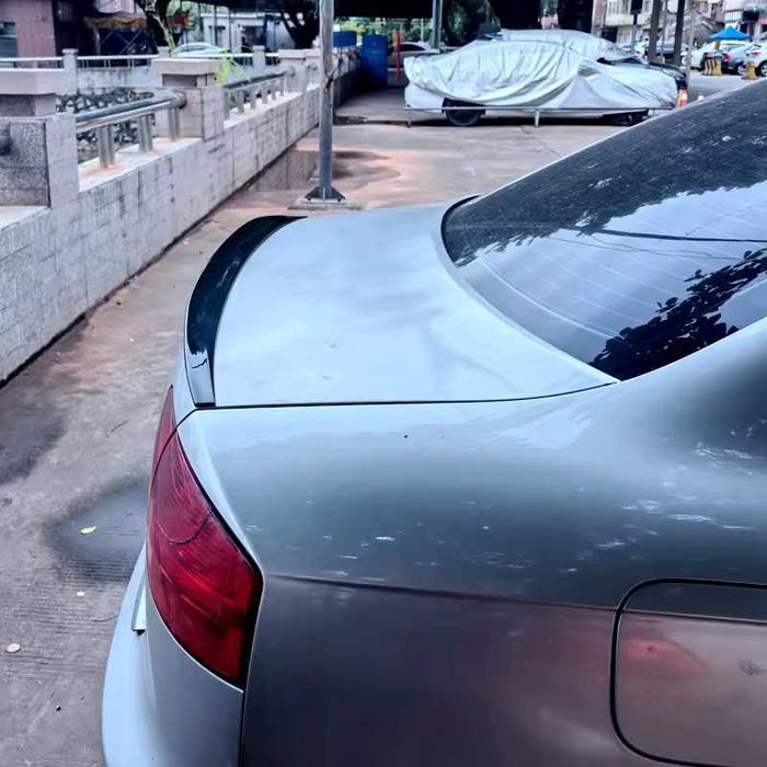 Eleron Portbagaj Lip Codita pentru Audi A4 B6 B7 2002-09, Negru Lucios