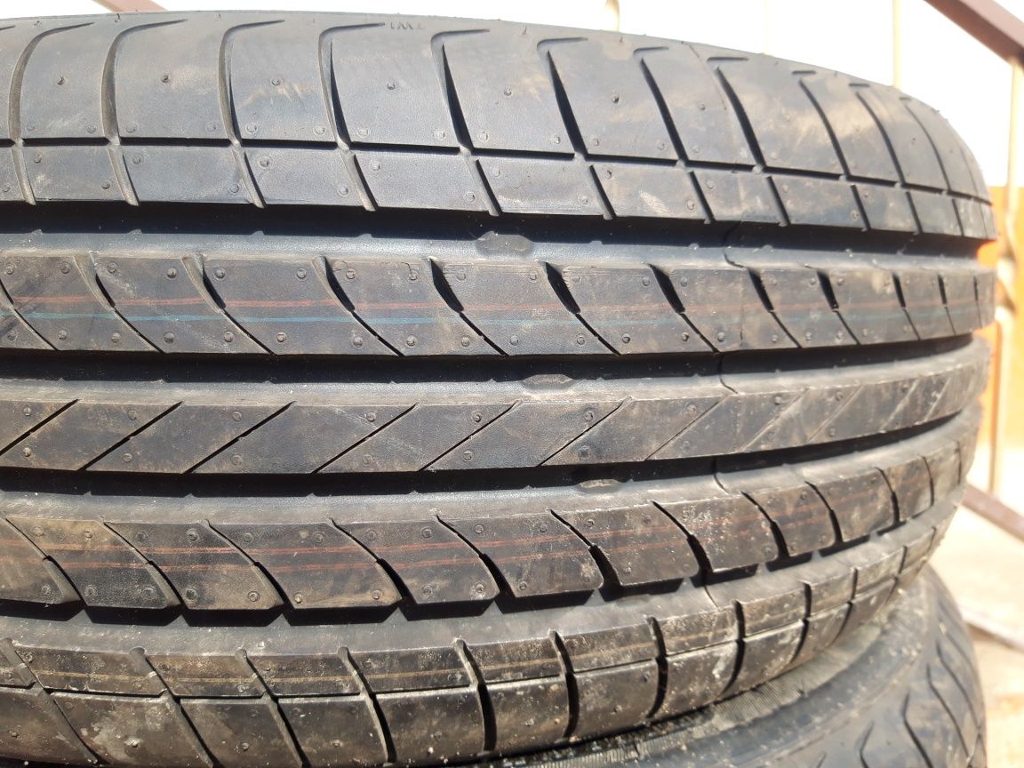 195/55R15 почти новые шины