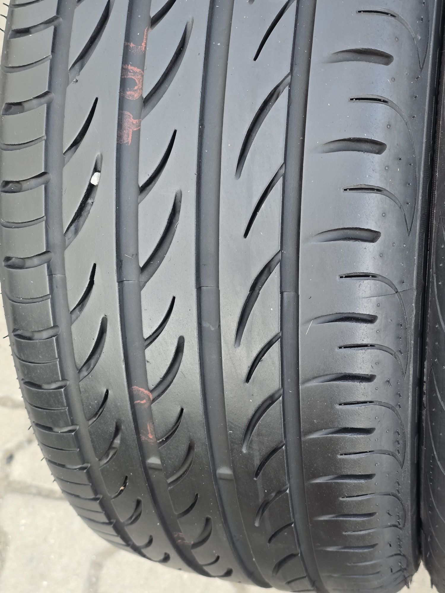 215 40 18 Pirelli