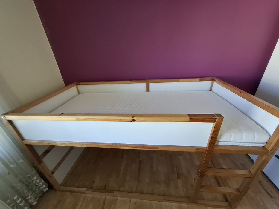 Vand pat Ikea pentru copii, reversibil