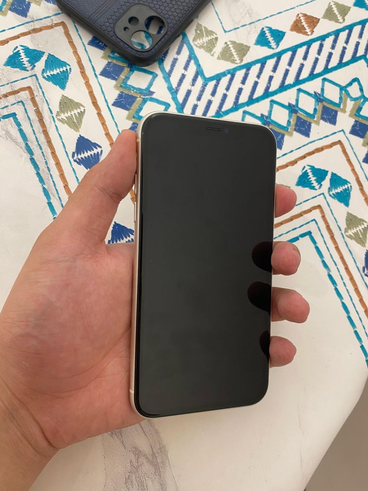 Iphone 11 White