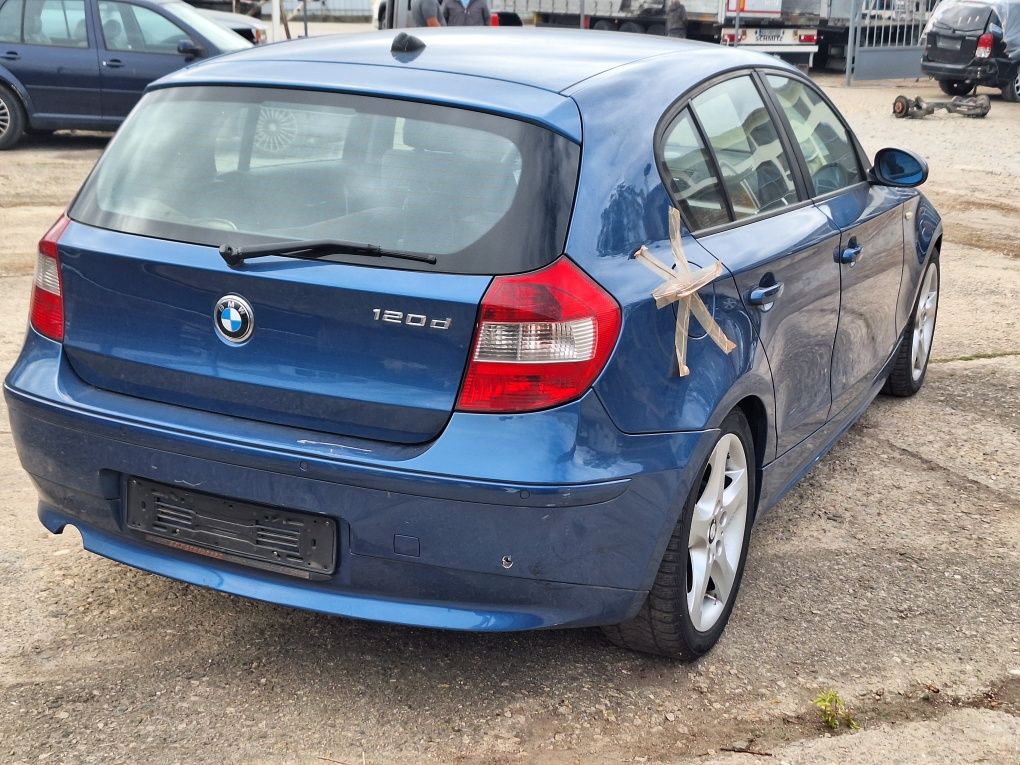 BMW 120D 163кс на части
