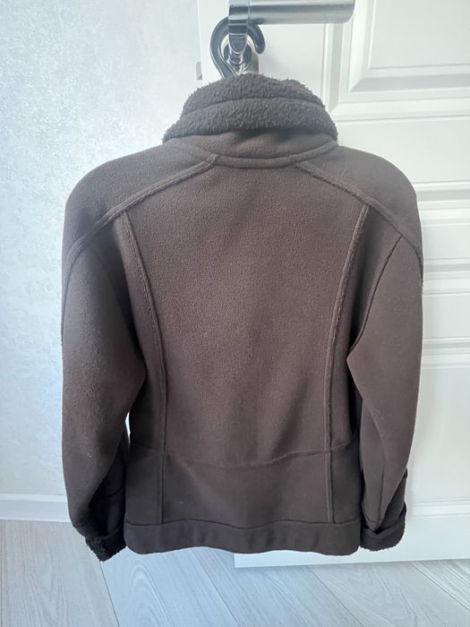 Продам верхнюю одежду