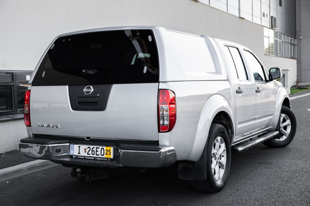 Nissan    Navara