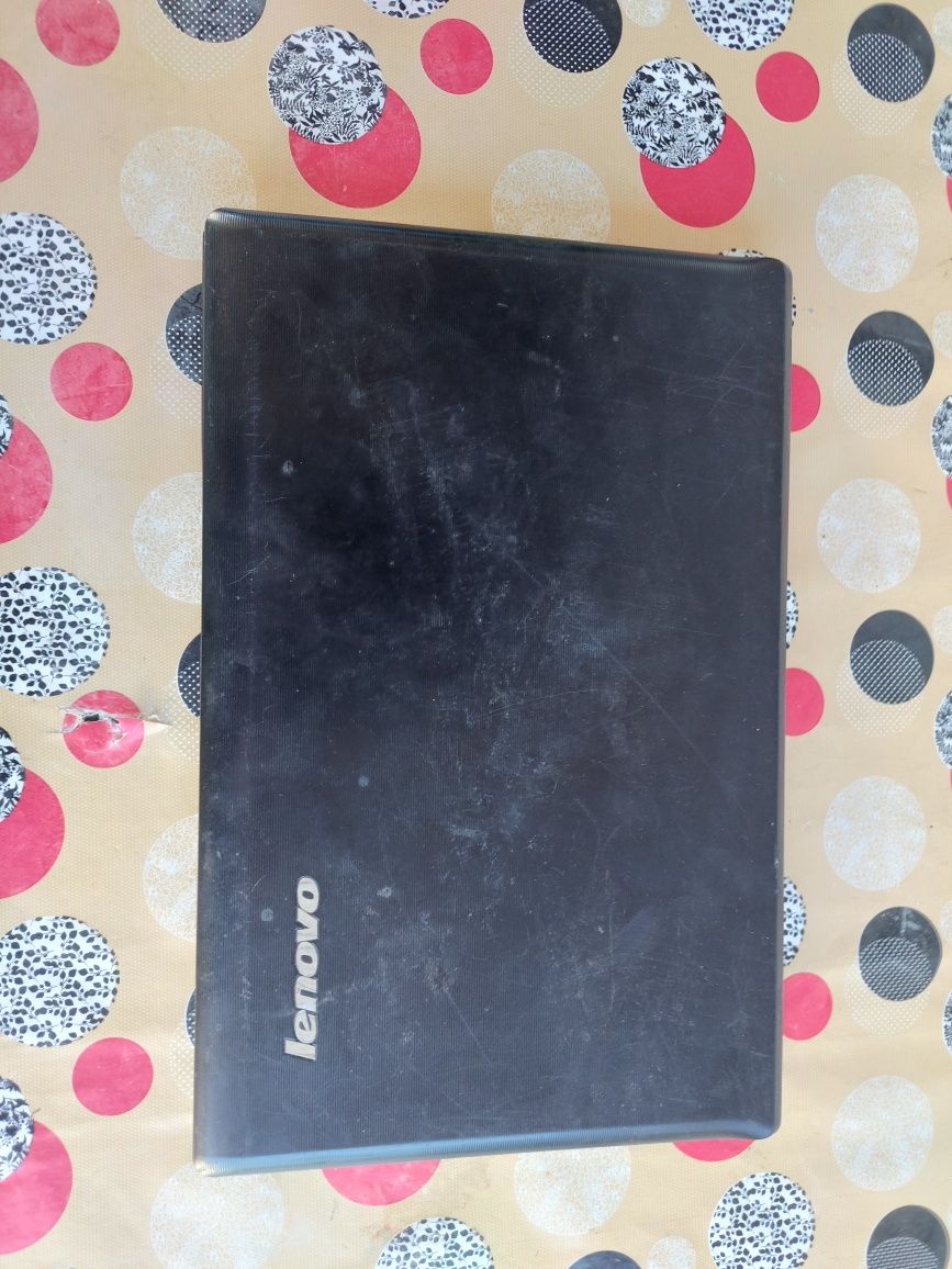 Laptop Lenovo G575