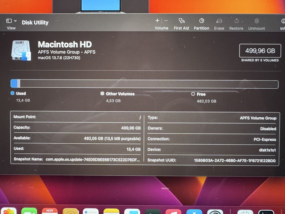MacBook Pro 13” 2017 - i7, 16GB RAM, baterie noua, stare foarte bună