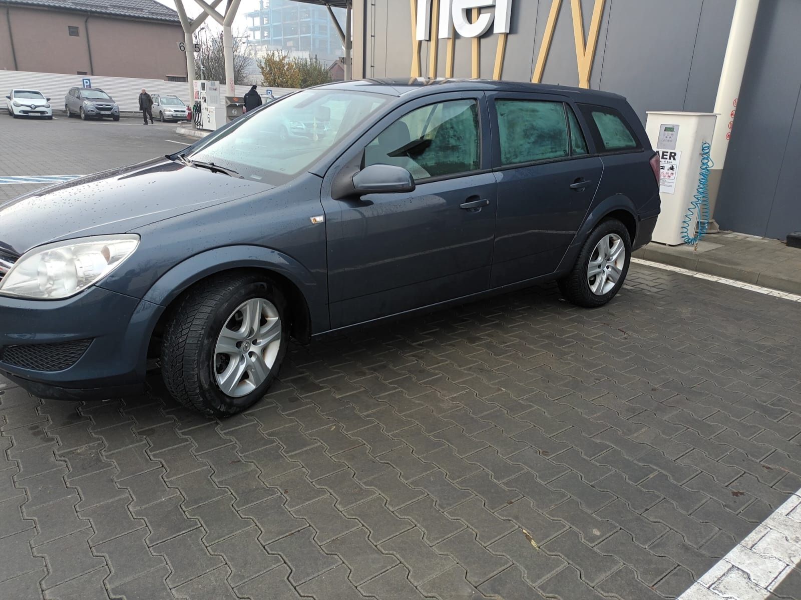 Dezmembrez Opel Astra H Facelift 1.7 diesel 125 cai