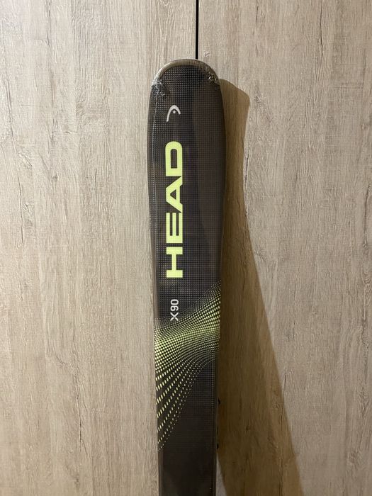 Vând schiuri Head Kore 90