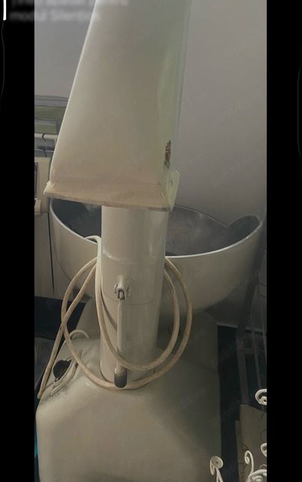 Vand utilaje de patiserie,brutarie,second hand,pret negociabil!