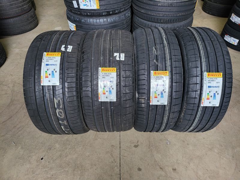 325/35/23//285/40/23 PIRELLI P-Zero Pz4 Mercedes