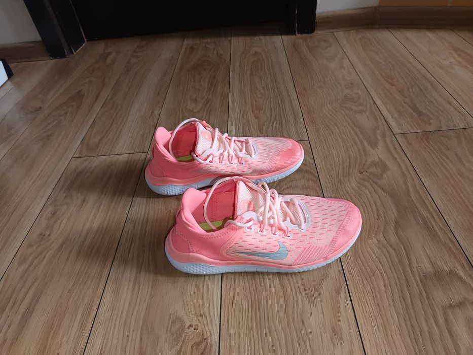 Adidași Nike Free RN (39)