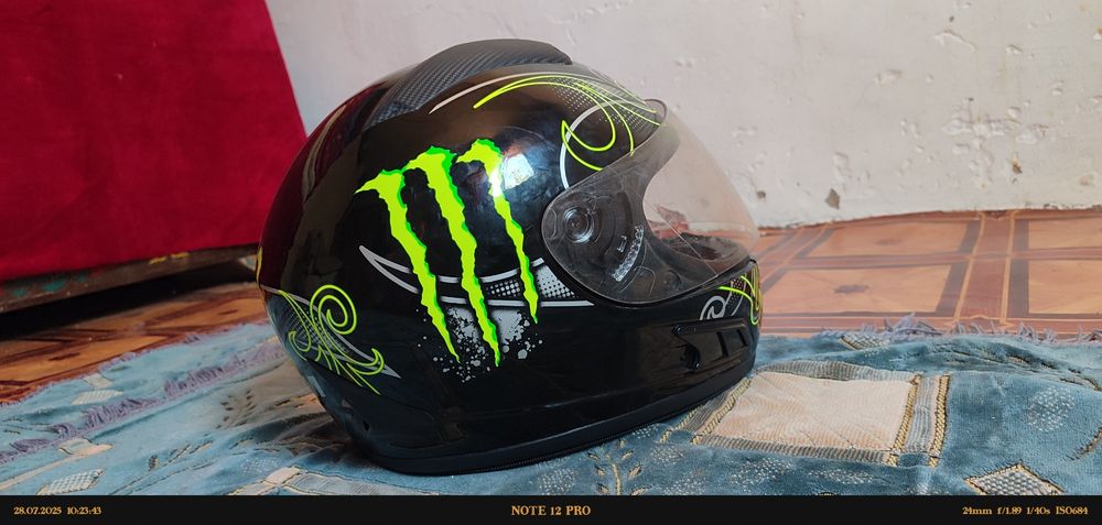 Мотошлем сатылады