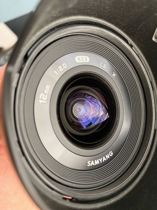 Samyang 12mm f/2.0 NCS CS за Fujifilm