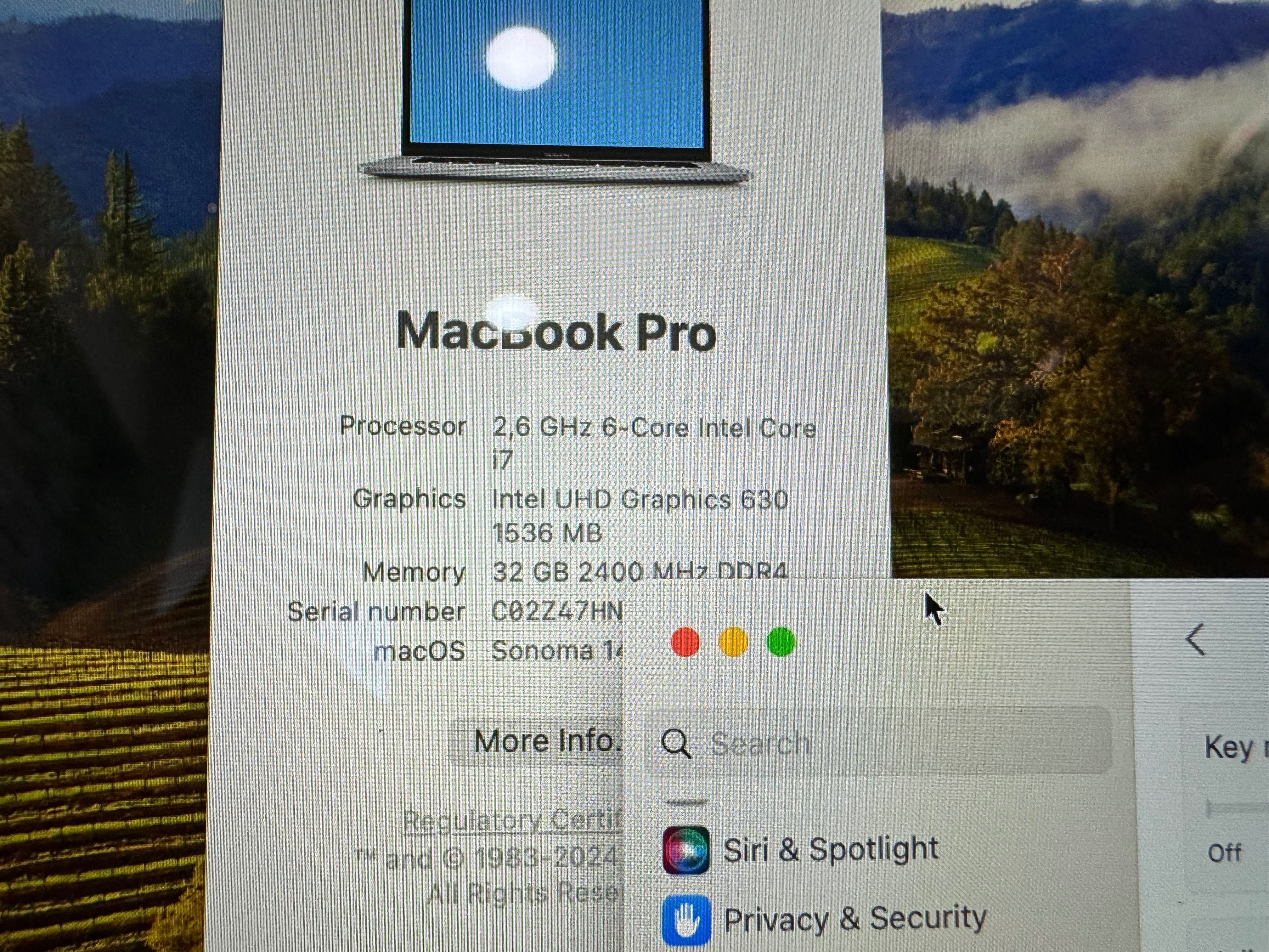 15.4" Macbook Pro 2019/i7-9750H/32GB DDR4/512GB SSD/Radeon Pro 555X