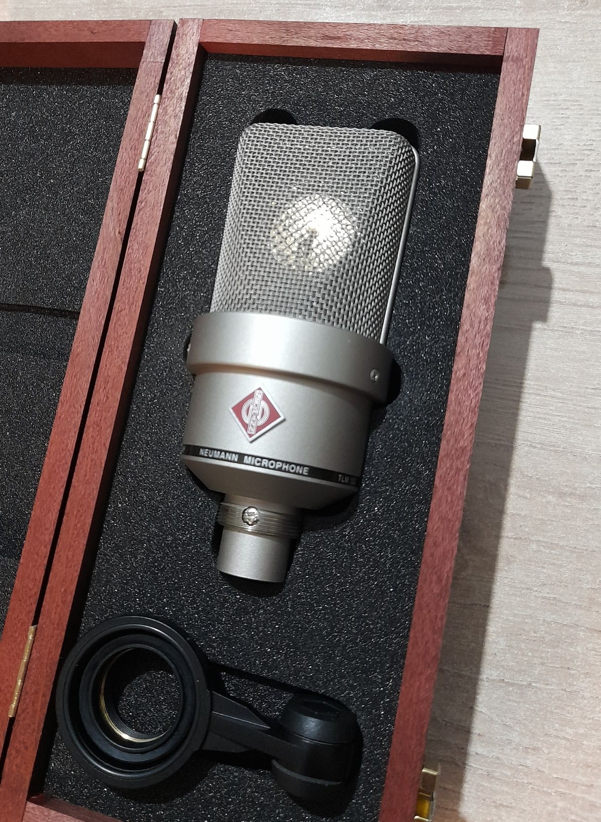Neumann tlm 103 студийный конденсаторный микрофон