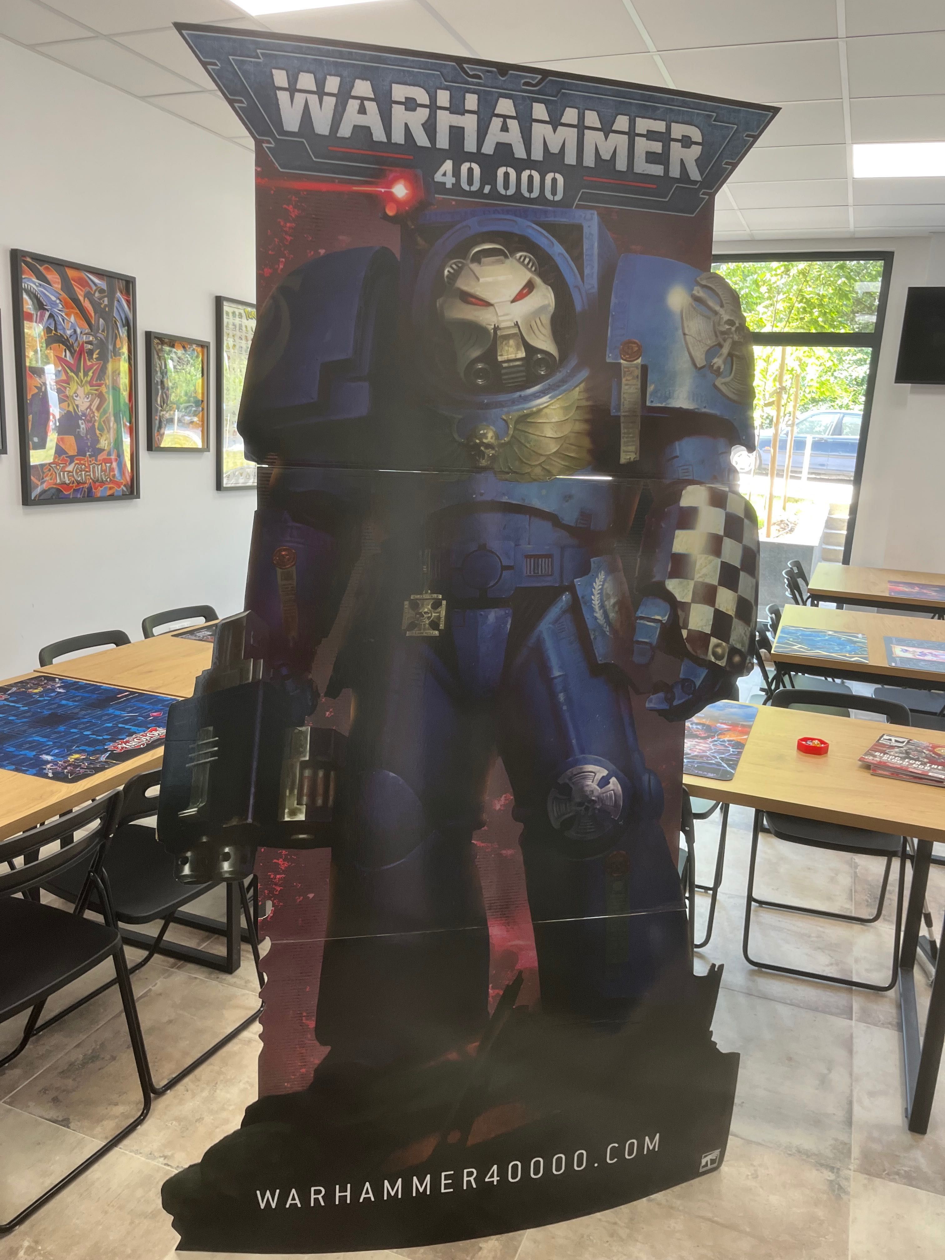 Картонена фигура в реален размер – Space Marine (Warhammer 40k)
