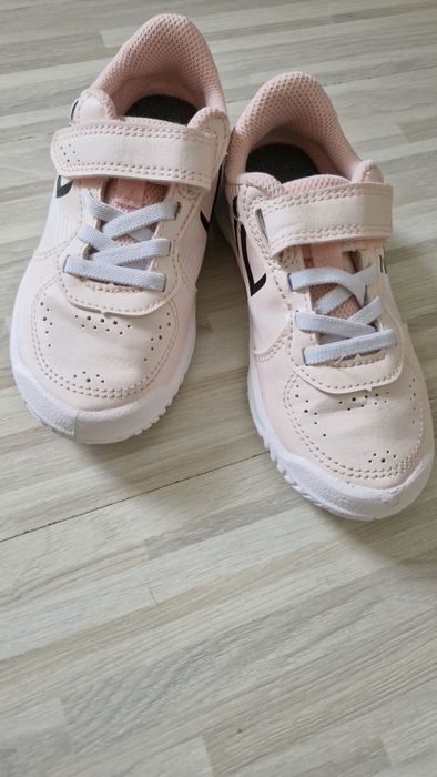 Adidasi pink white decathlon fete nr. 27