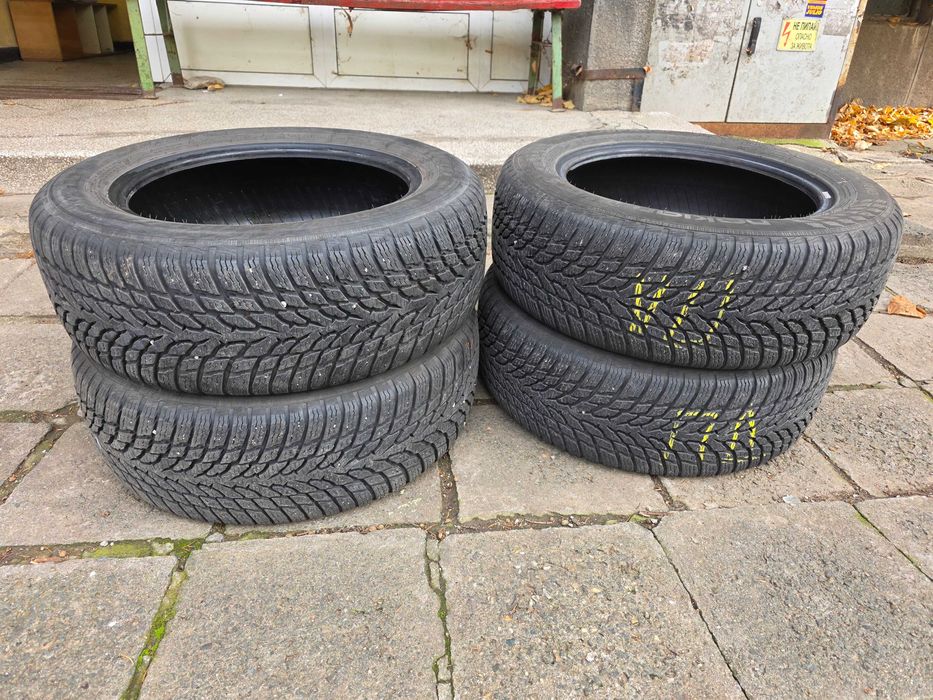 Комплект Зимни гуми Nokian SnowProof 205/60 R16