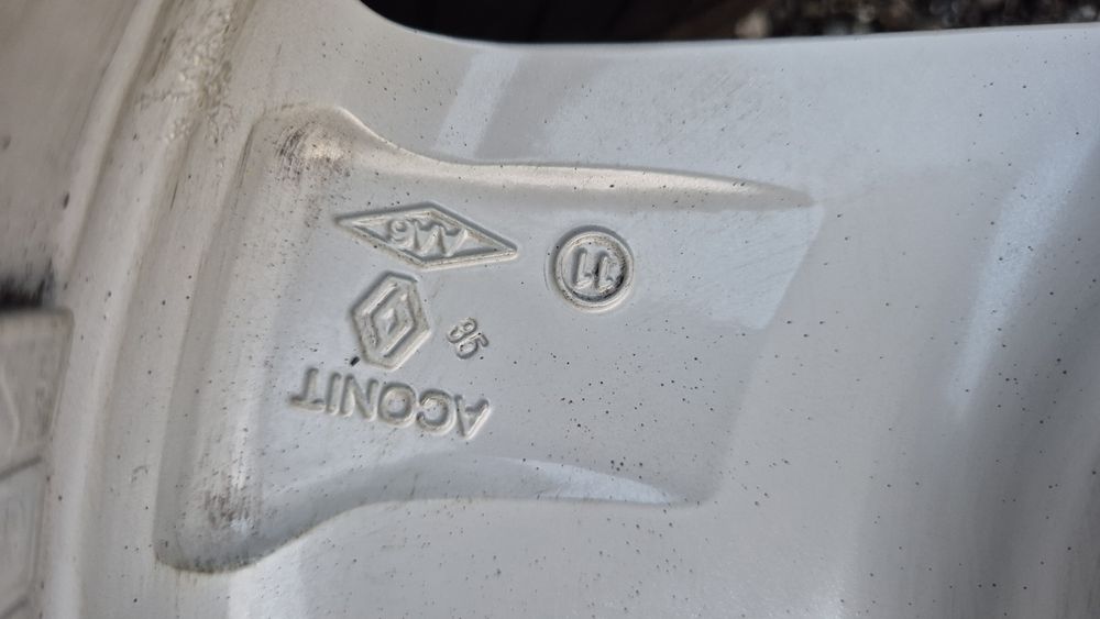 Оригинални джанти Дачия Дъстър 5/114.3 Dacia Duster 5x114.3