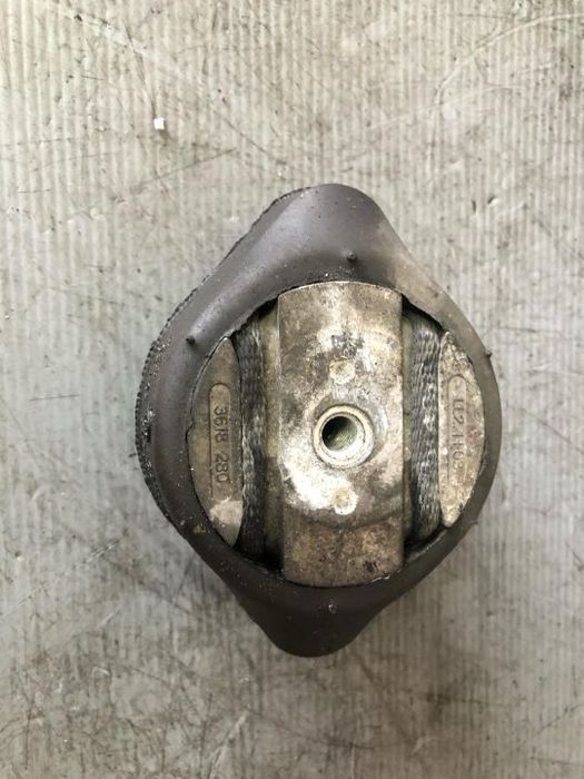 tampon cutie viteza stanga  3.0 tdi audi a4 b7