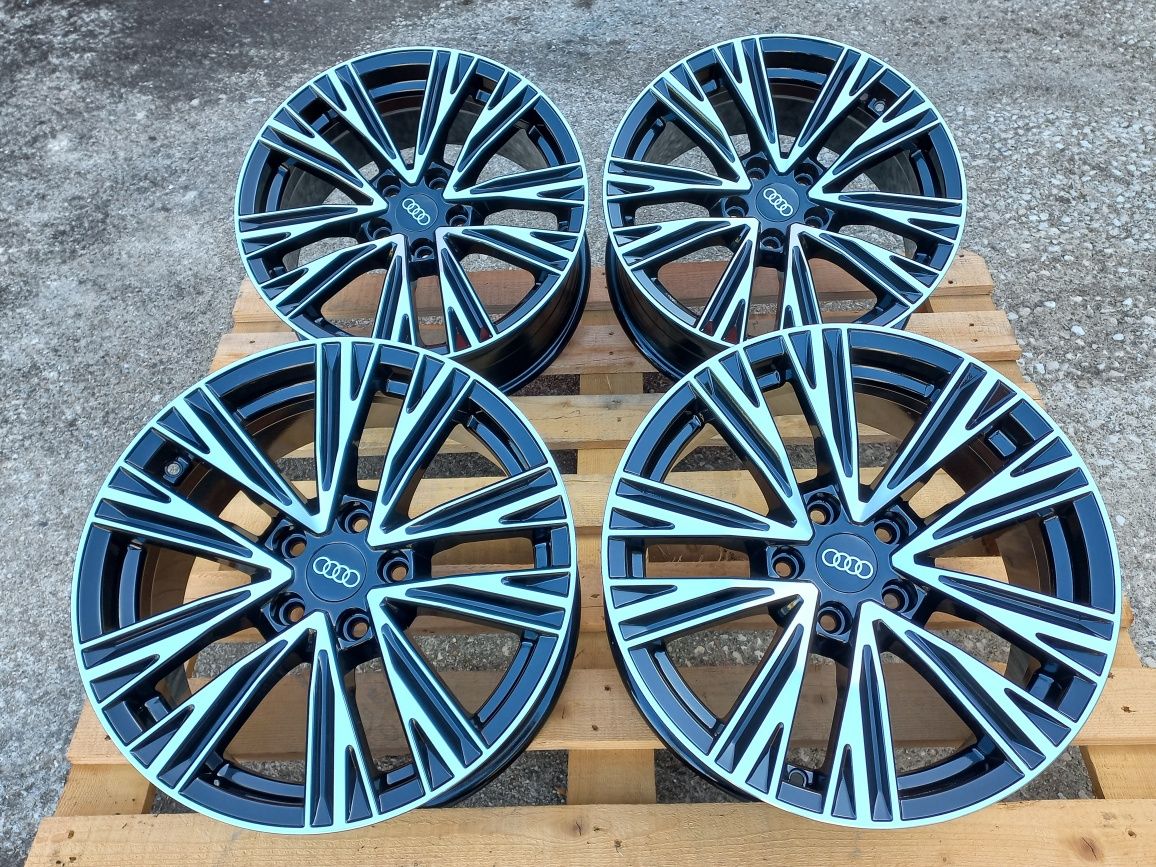 17.Audi Rs2025 A3 A4 A5 A6 Q3 Q5 7.5j et35 Black polish Чисто Нови.