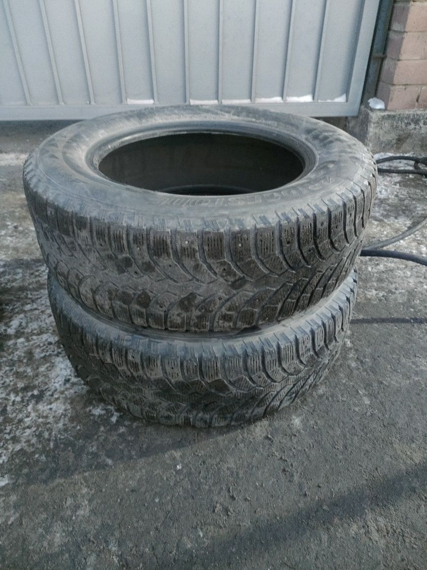 Продам шины зимние